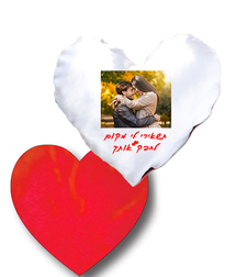 הדפסה על כרית נוי בצורת לב פרווה