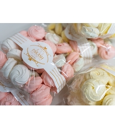 מארז נשיקות בצבעים שונים | פרווה - בד״ץ