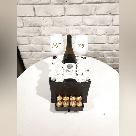 מארז שיש קלאסי יין וכוסות 201