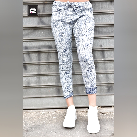 מכנס לייקרה 