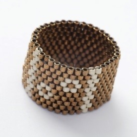 טבעת שחר | טבעת חרוזים | ברונזה & פרחים 