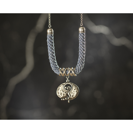 שרשרת מעין | תכשיט תליון רימון | תכשיט אפור & כסף 