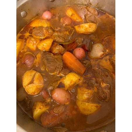 גולאש בסגנון הונגרי