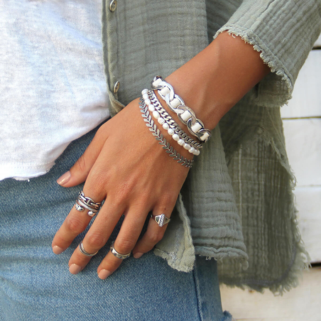 קומבינציית צמידים - White Chic