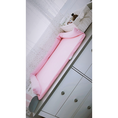 כיסוי למשטח החתלה + נחשוש מחובר