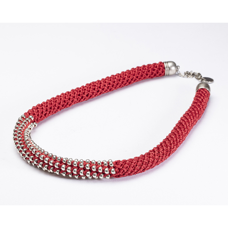 שרשרת אלישבע | תכשיט חרוזים שזורים | תכשיט אדום & כסף