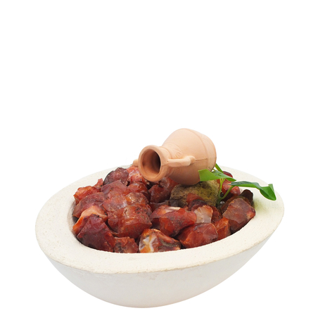 מפל מים בקערה לבנה בצורת טיפה עם קרנליאן