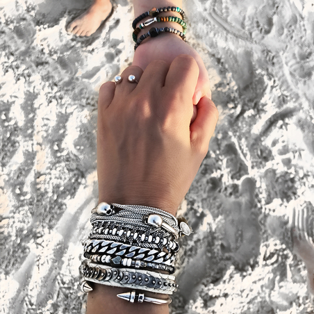 קומבינציית צמידים - WHITE BEACHES