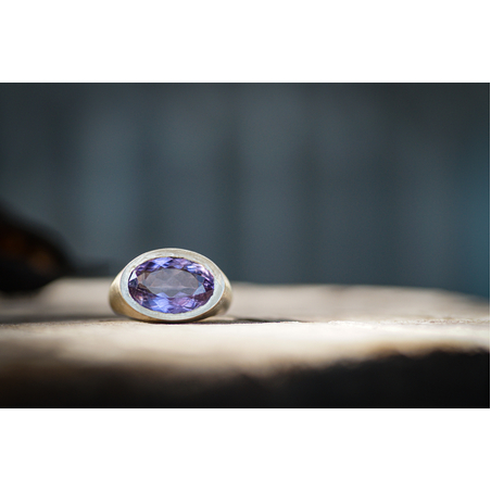 טבעת חותם אבן אמטיסט