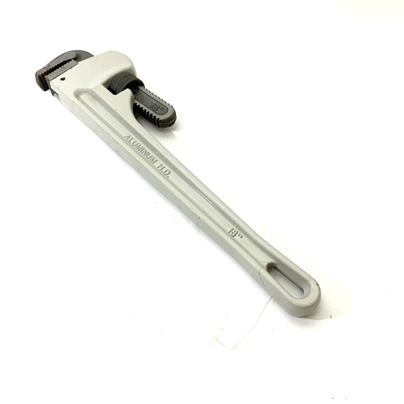מפתח צינורות עקום מאלומיניום 