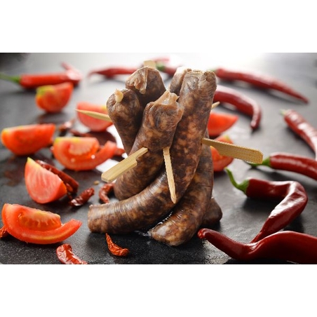 נקנקיות צוריסו במעי טבעי מיוצרות בעבודת יד