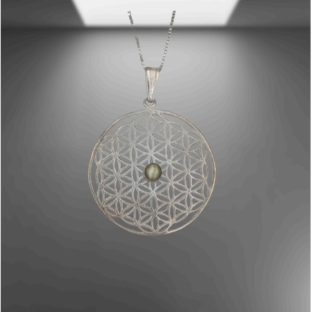 תליון פרח החיים משובץ עם אבן 