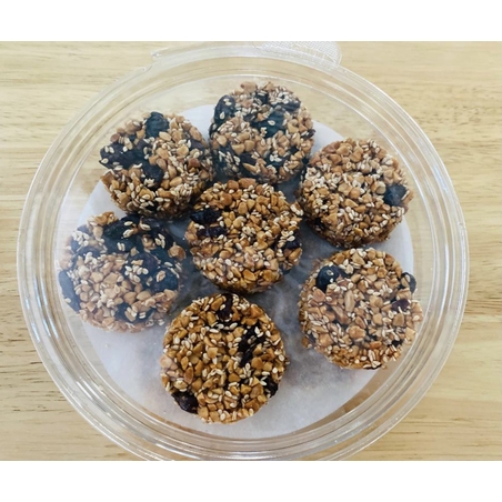 עוגיות פיצוחי שקדים וחמוציות ללא תוספת סוכר 