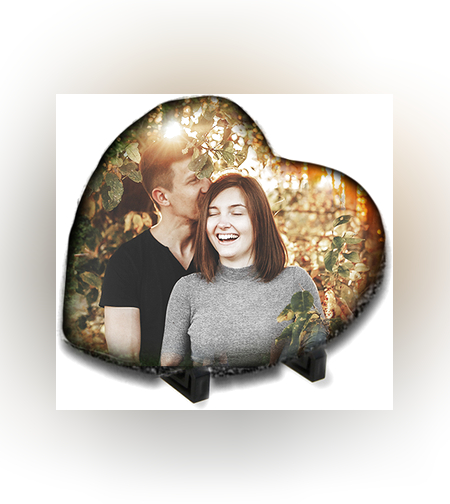 הדפסת תמונה על אבן בזלת בצורת לב 