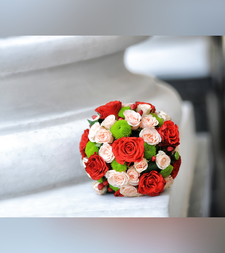 זר כלה בשילוב אדום וורוד