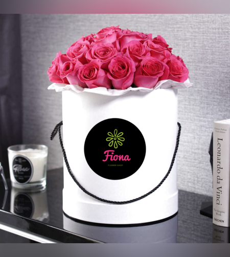 קופסת ורדים בצבע ורוד פוקסיה