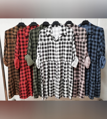 שמלה משובצת קומות צוארון וכפתורים