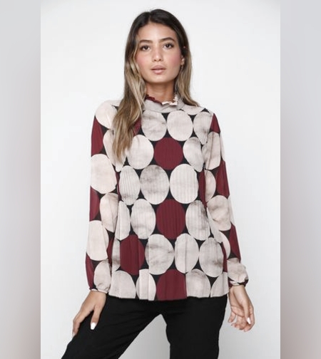 חולצת פליסה כיווצים מודפסת