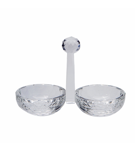 Elegant crystal salt shaker