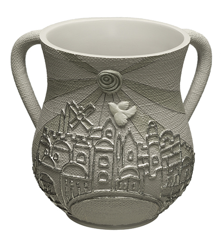 טלה מהודרת מפוליריזן