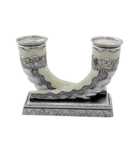 Elegant shofar candlesticks made of silver-plated polarizer