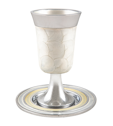גביע קידוש מהודר מאלומניום עם תחתית גוון לבן 15 ס