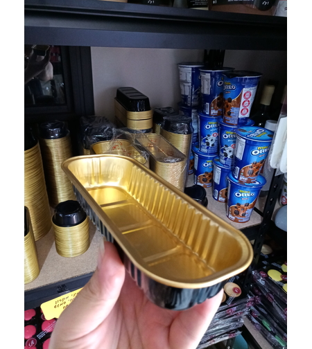 תבנית מלבן אישי שחור זהב כולל מכסה (6.5*16.5) - 10 יחידות