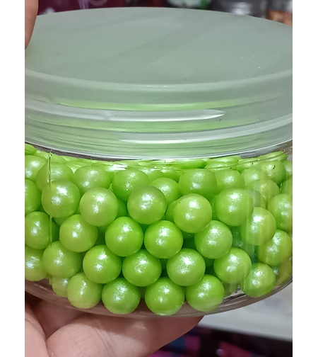 סוכריות כדורים ירוק בהיר מטאלי  150 גרם 