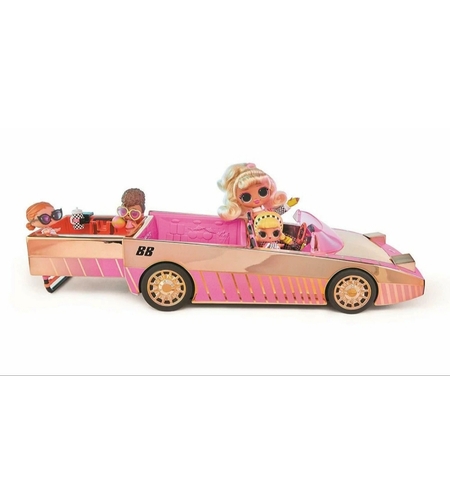 לול מכונית  עם דמויות