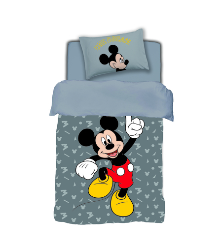 Микки счастлив