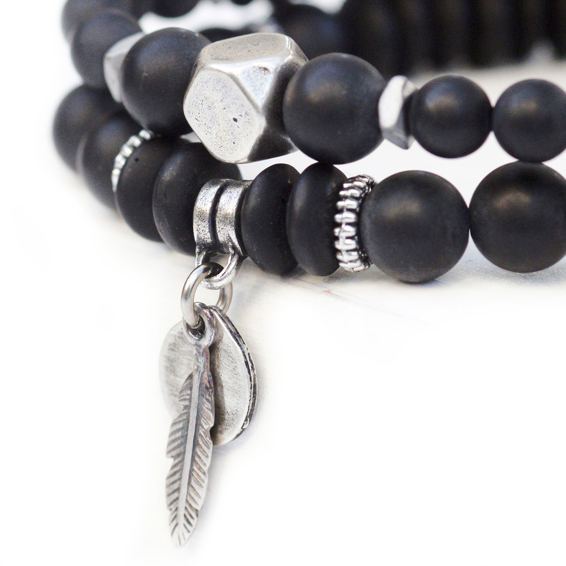 צמיד בוהו - שחור כסף