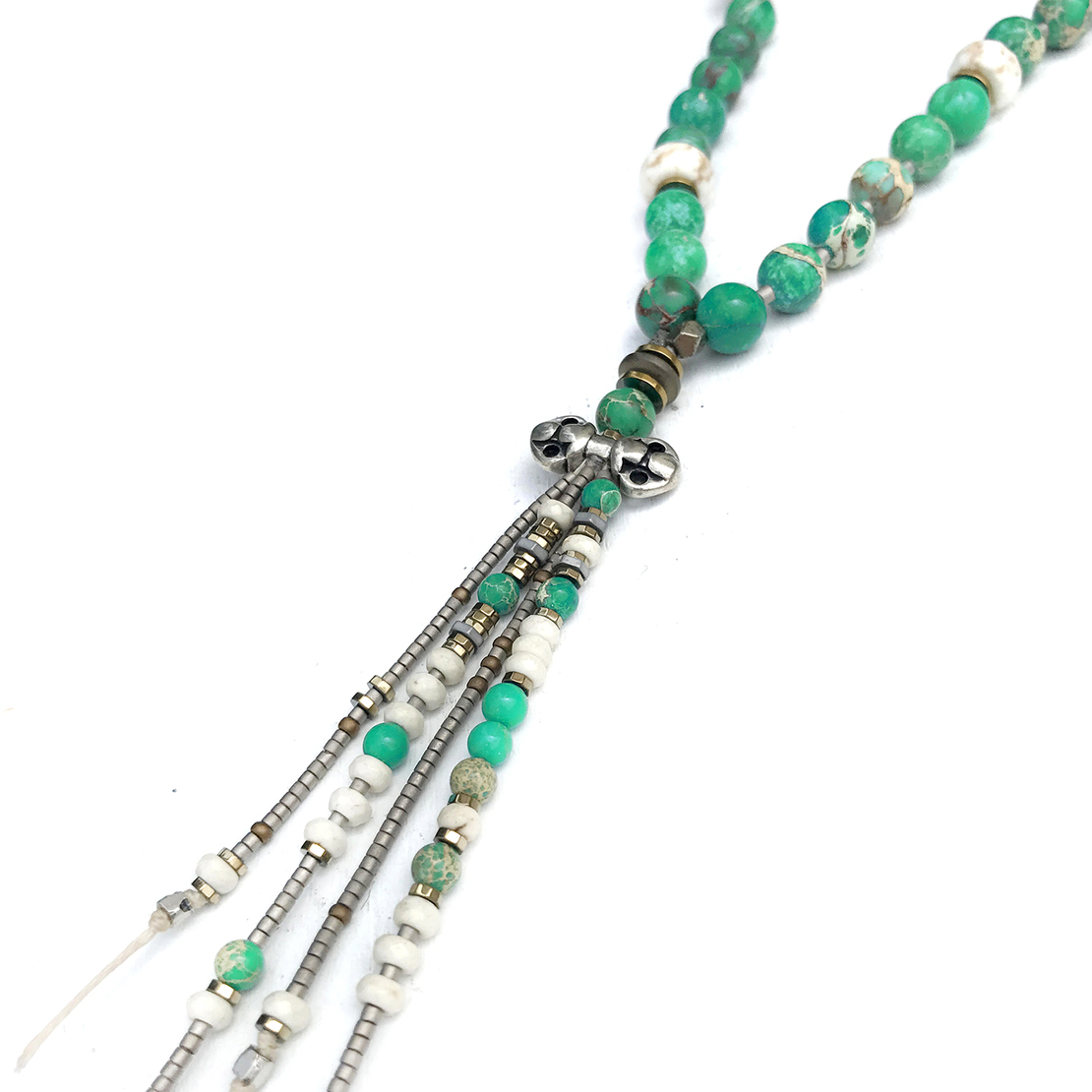 שרשרת בוהו פרנזים - ירוק