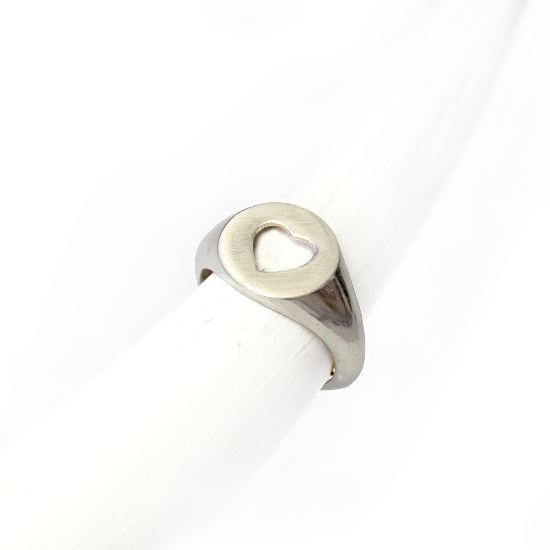 טבעת חותם לב - כסף 925