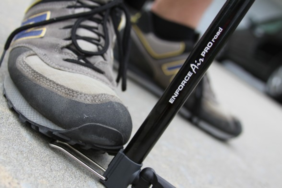 משאבת מיני AXIOM ENFORCE AIR PRO ROAD לכביש