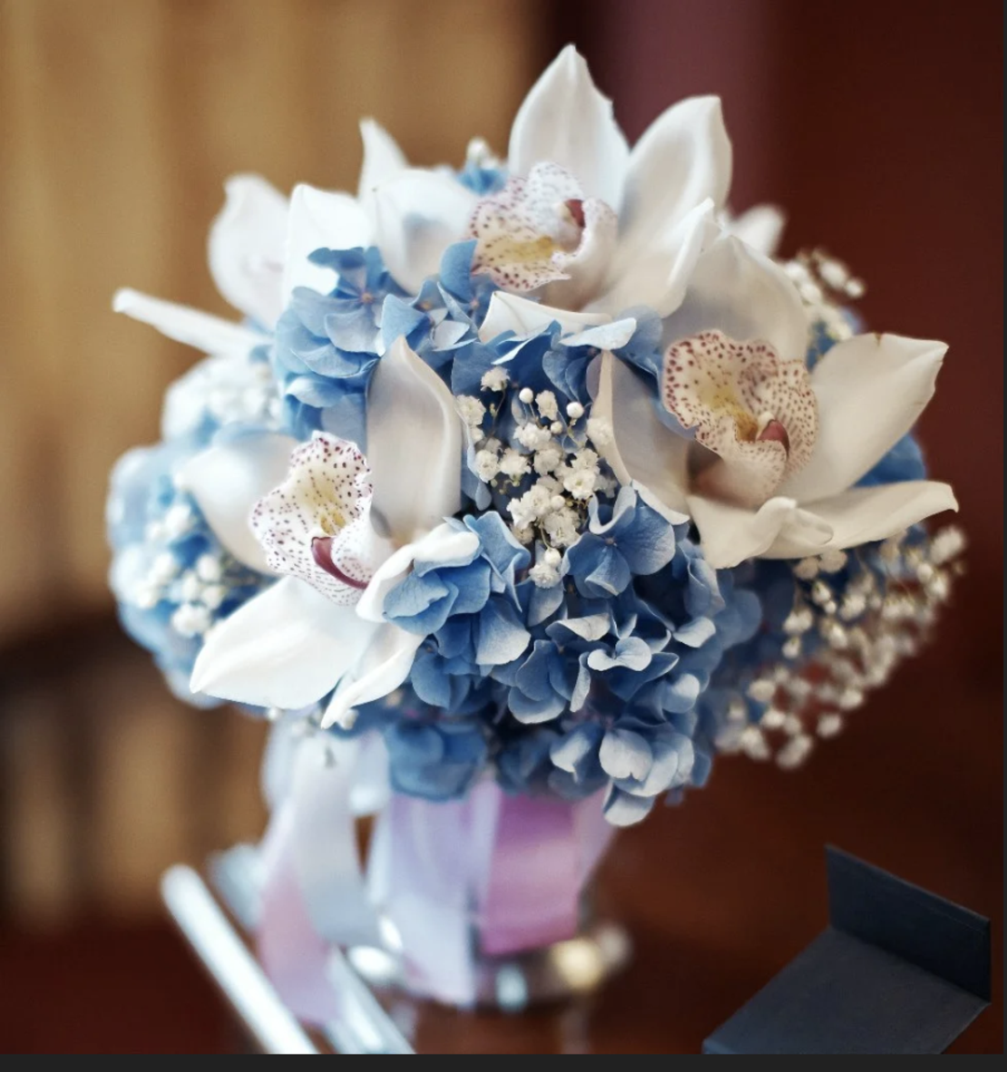 זר כלה יוקרתי עם הורטנזיה וסחלב