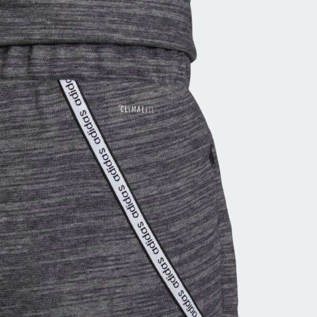 חליפת אדידס לנשים Adidas Xpressive Tracksuit 