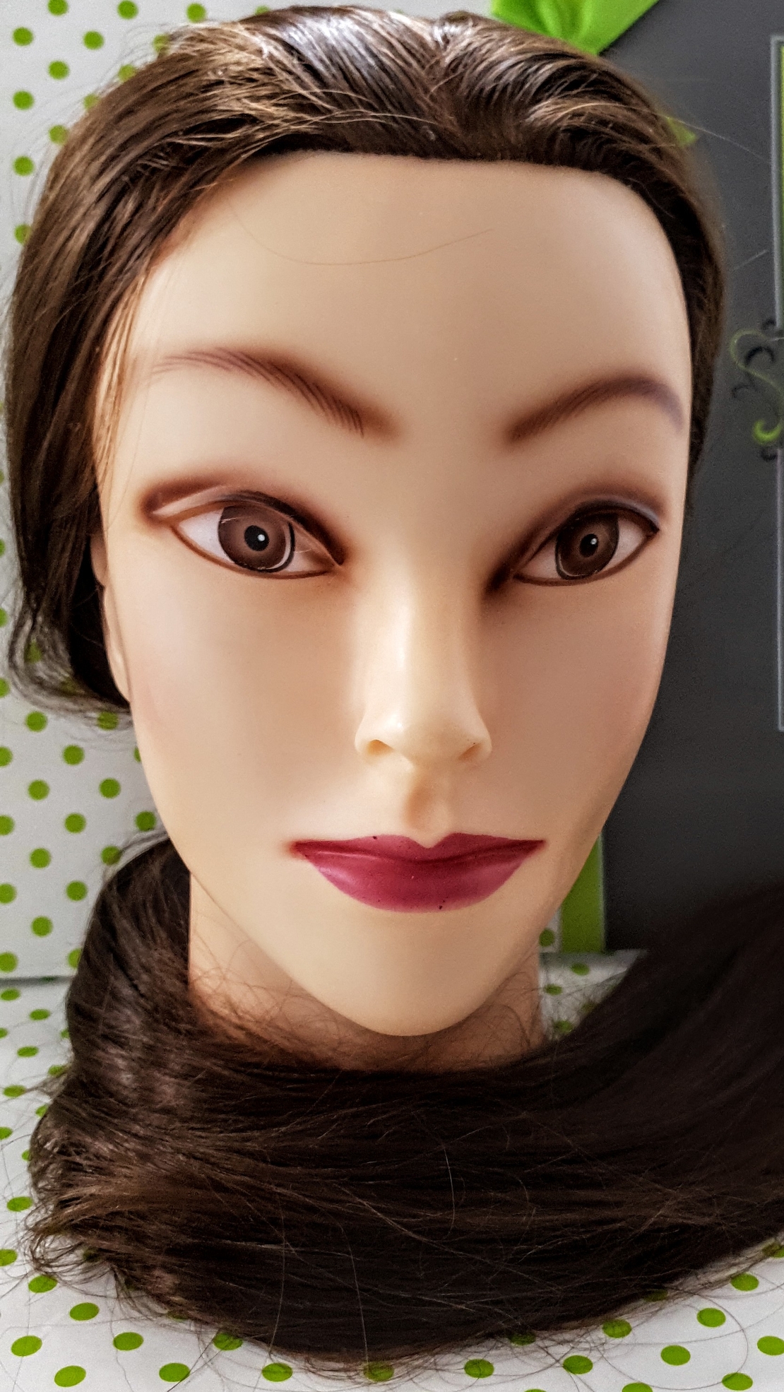 בובת עבודה שיער סינתטי