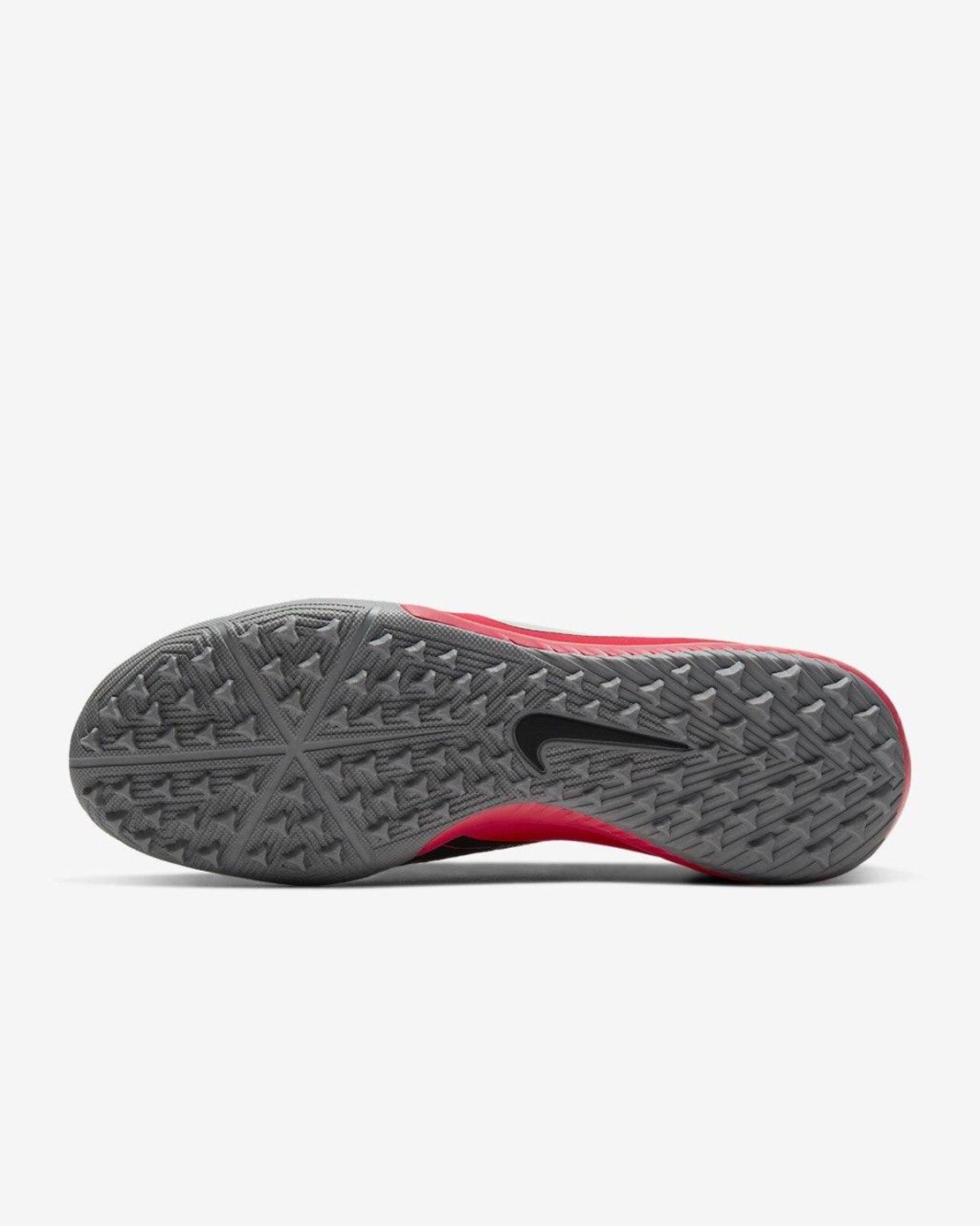 נעלי קטרגל נייקי  Nike Phantom Venom Academy Tf 