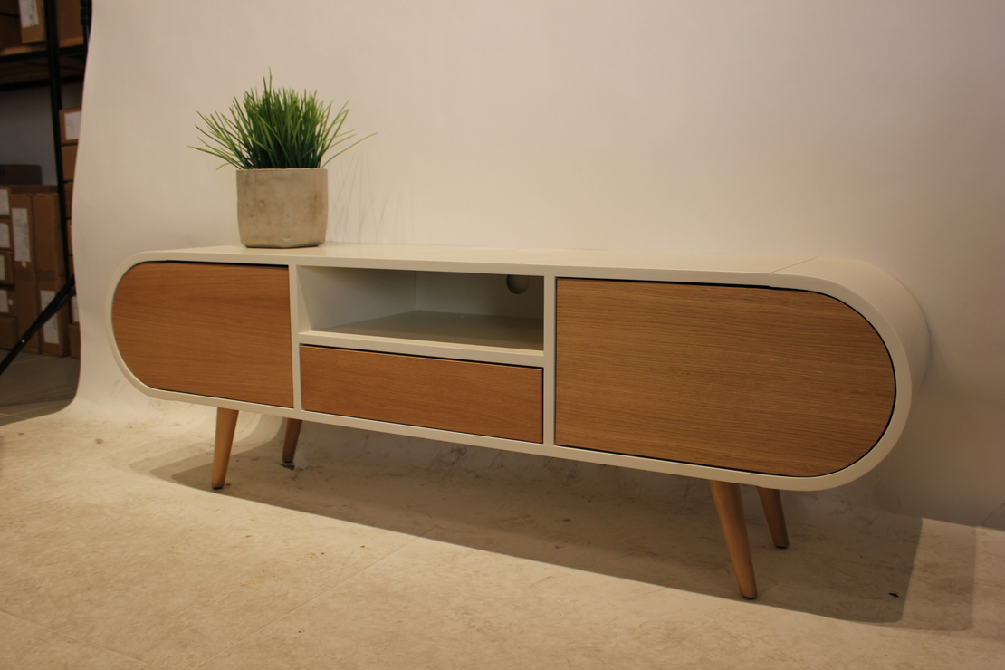 מזנון טלווזיה דגם אובלי