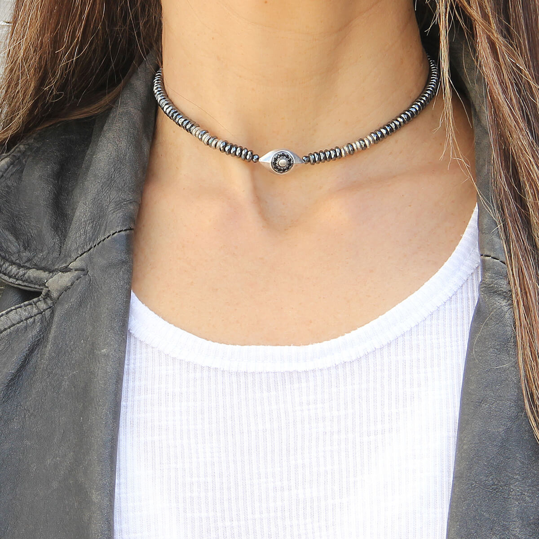 צ'וקר המטייט עין כסוף