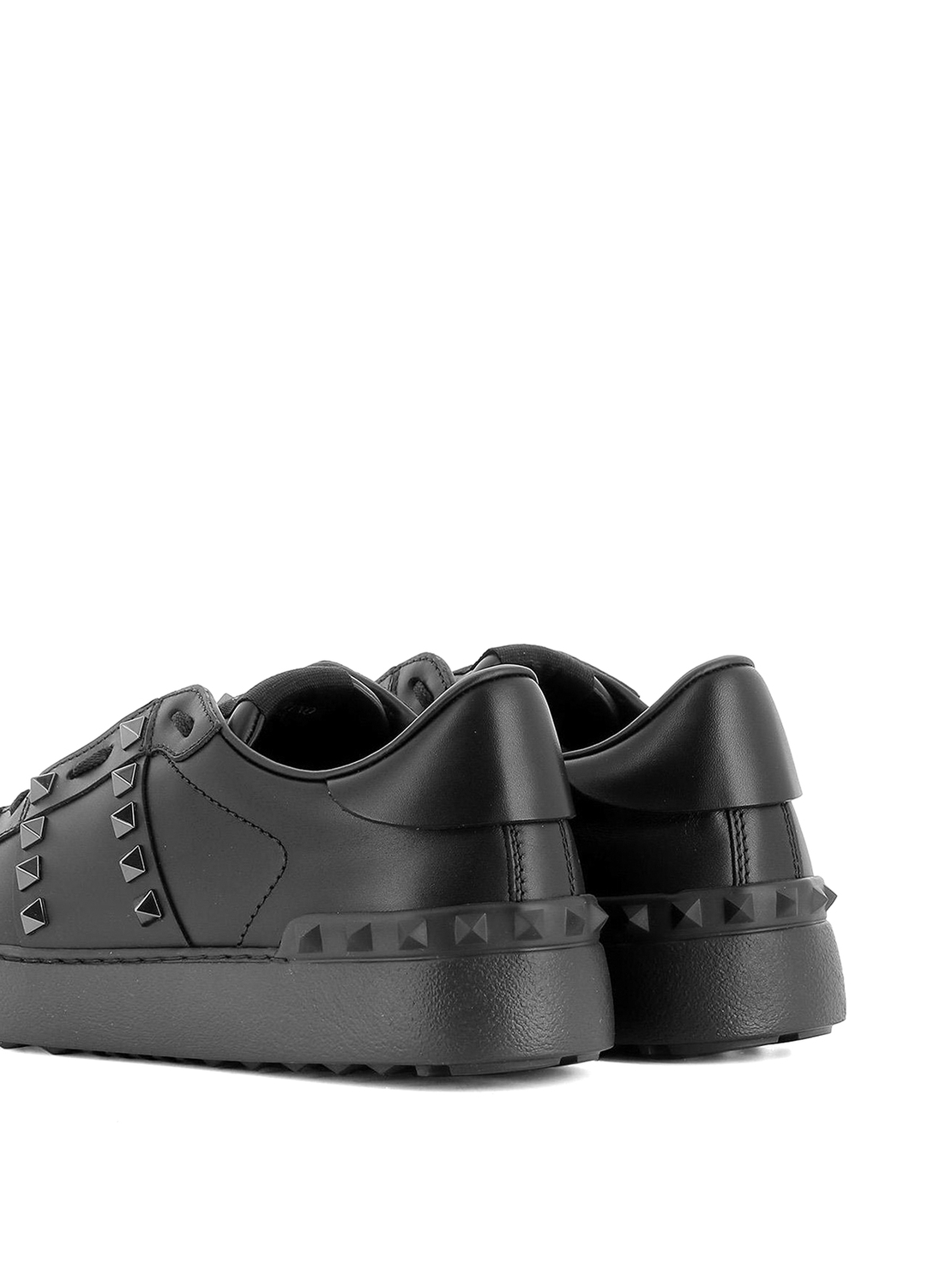 VALENTINO -  11.ROCKSTUD UNTITLED BLACK SNEAKERS