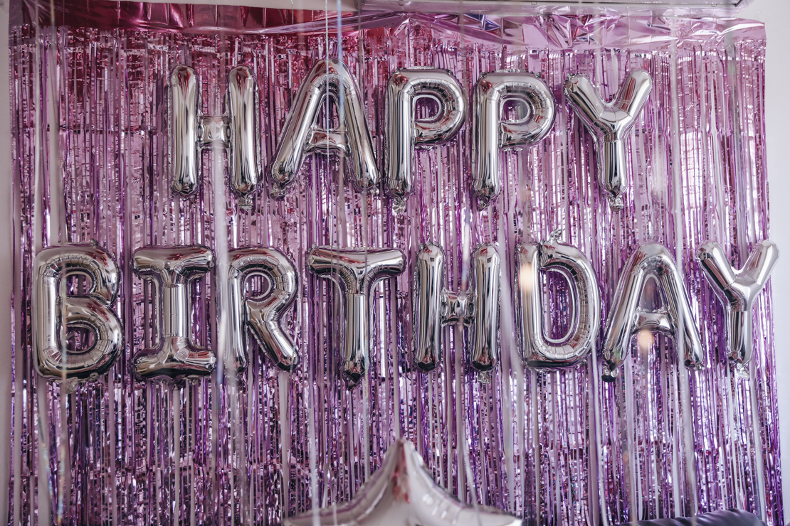 קיר יומולדת מהמם