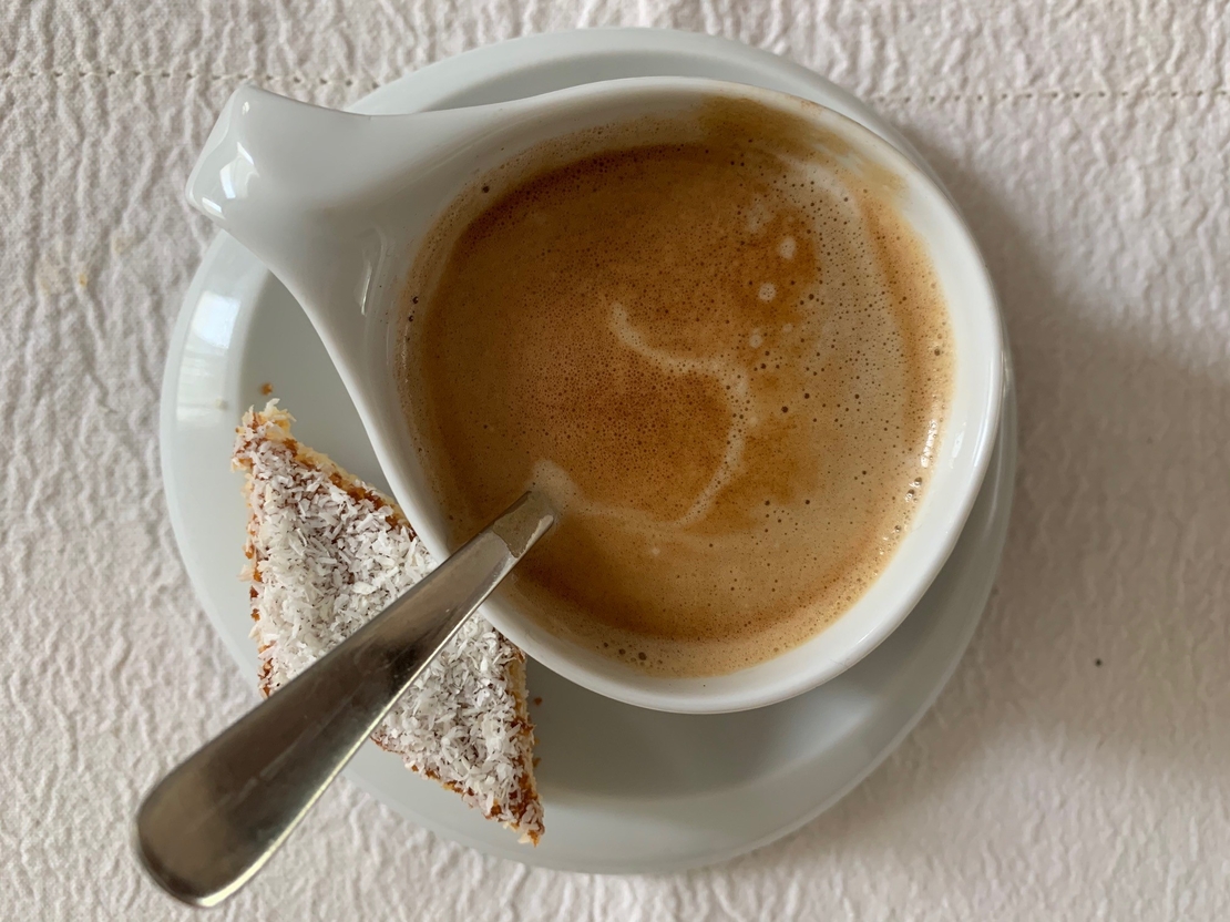 מעוייני בסבוסה עוגת סולת וקוקוס