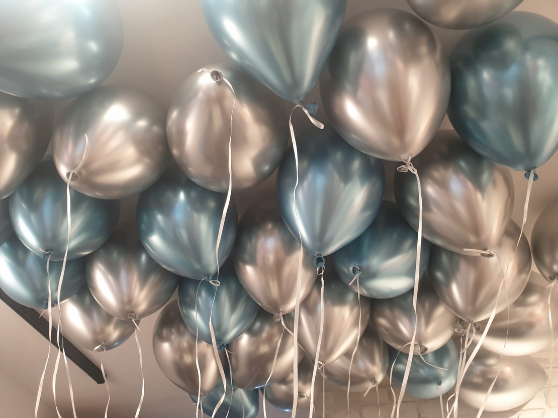 בלונים מפוזרים 151
