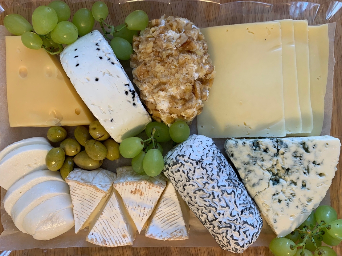 מגש גבינות