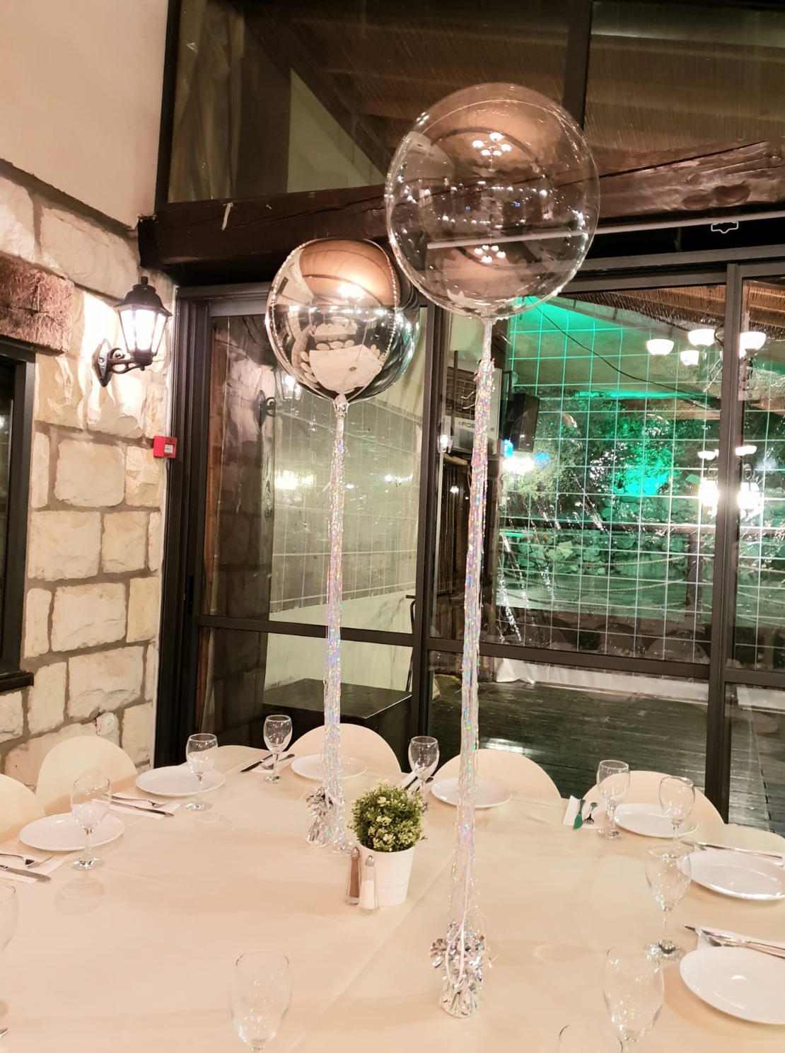 סידורי שולחן אלגנטי