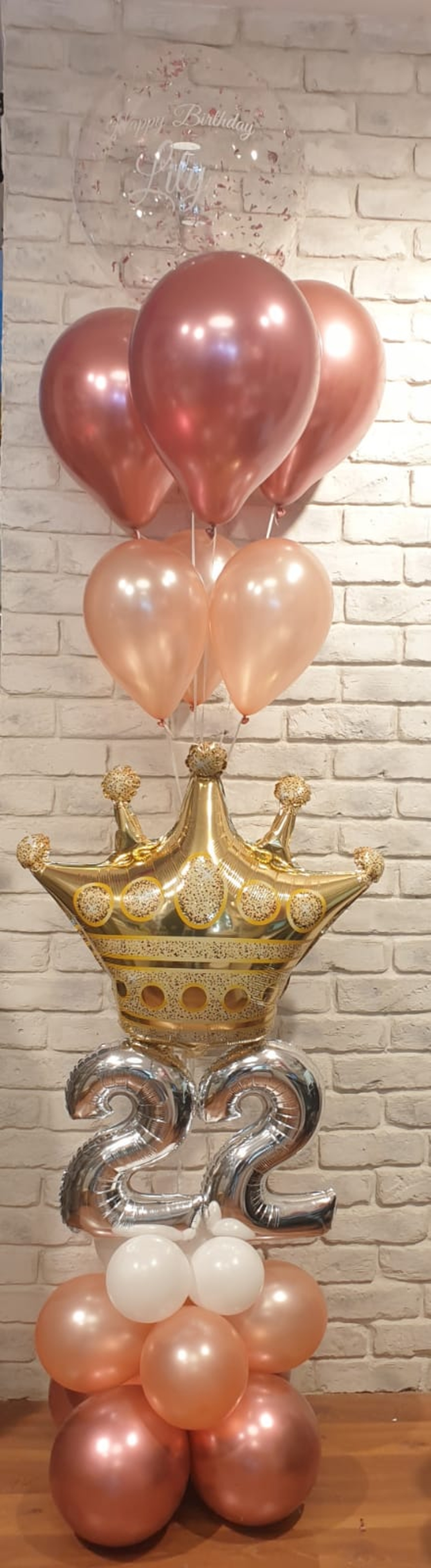 זר ספרות עם כתר 119