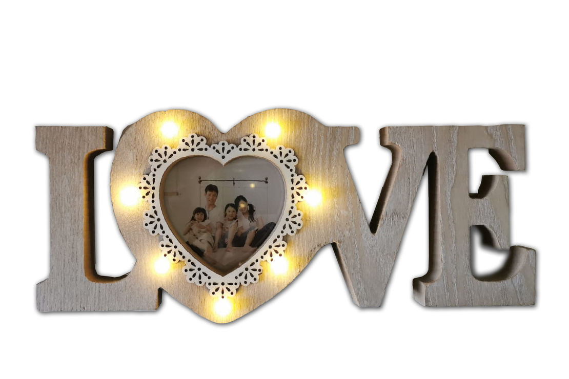 מסגרת שלט עץ Love