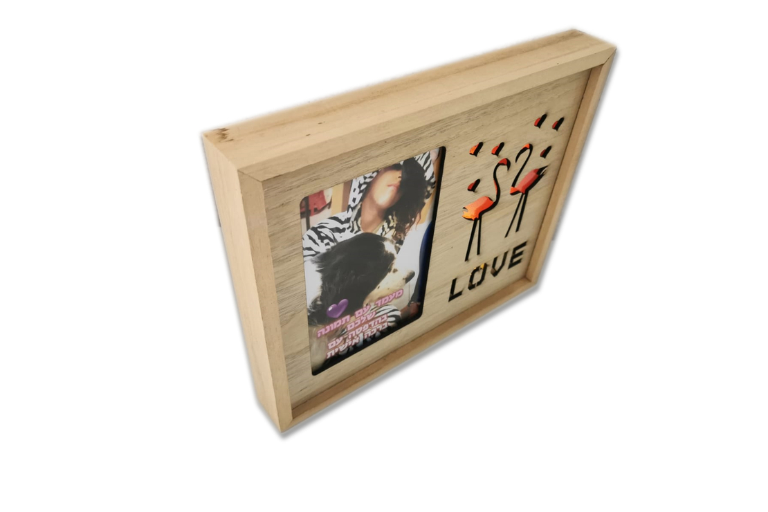 מסגרת בלוק עץ LOVE עם תאורה