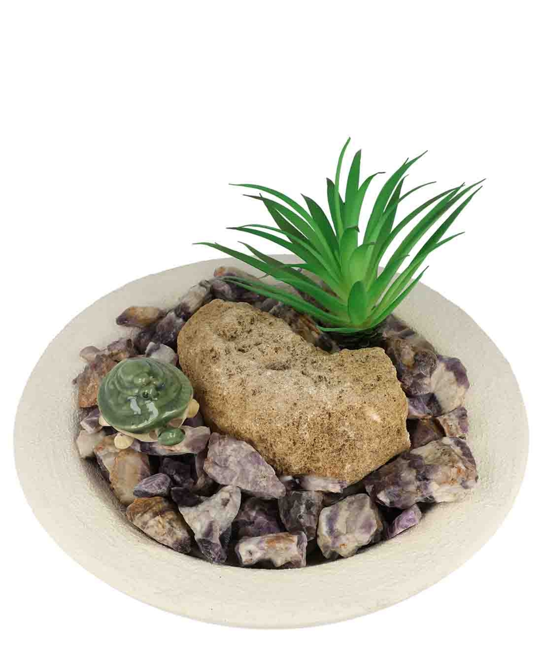 מזרקה עם אמטיסט שברון גולמי בקערה עגולה לבנה